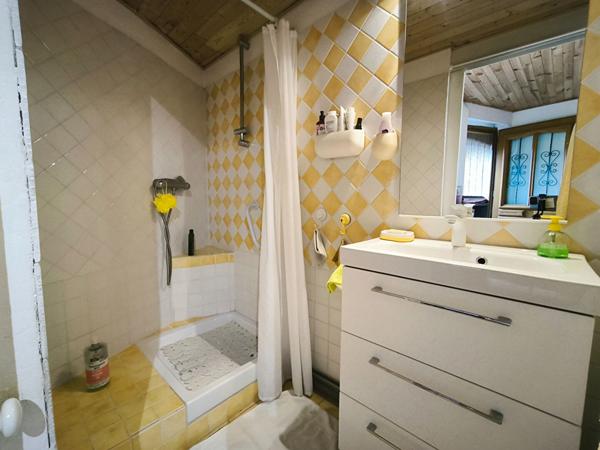 Haut de Cagnes  - Maison de village avec studio indépendant et abris de jardin