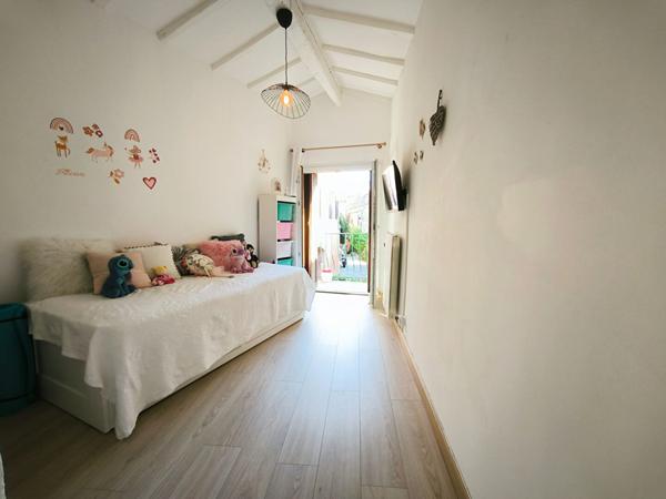 Haut de Cagnes  - Maison de village avec studio indépendant et abris de jardin