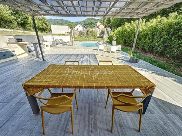 Saint-Affrique (12400) VILLA DE PRESTIGE TYPE 5 DE 196 M² SUR SON TERRAIN PLAT DE 6770 M²