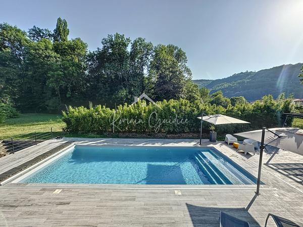 Saint-Affrique (12400) VILLA DE PRESTIGE TYPE 5 DE 196 M² SUR SON TERRAIN PLAT DE 6770 M²