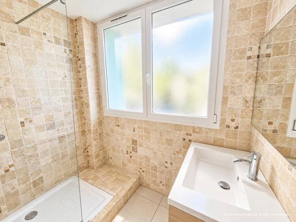 Appartement à vendre 3 pièces MARSEILLE 10EME ARRONDISSEMENT (13)