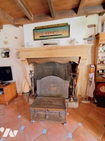 Antigny -Unique et rare pour ce bien d'exception au cœur d'un village sera accueillir votre famille.