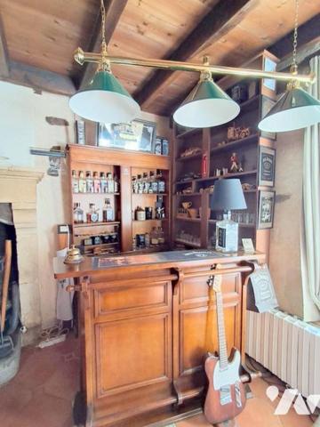 Antigny -Unique et rare pour ce bien d'exception au cœur d'un village sera accueillir votre famille.