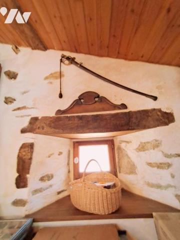 Antigny -Unique et rare pour ce bien d'exception au cœur d'un village sera accueillir votre famille.