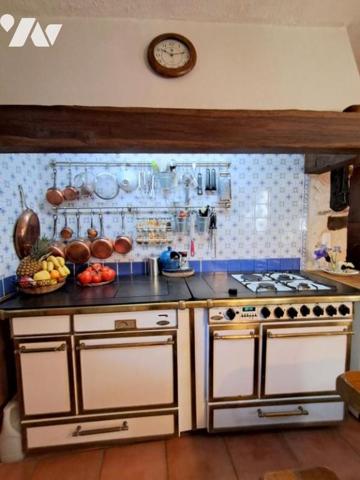 Antigny -Unique et rare pour ce bien d'exception au cœur d'un village sera accueillir votre famille.