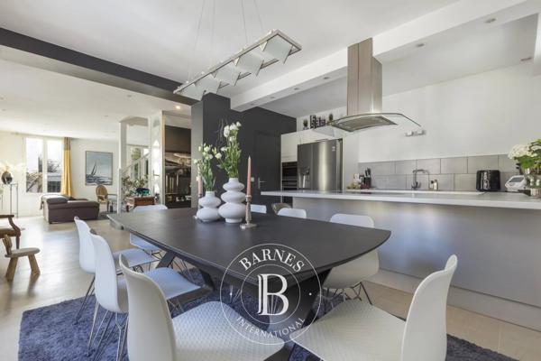 Asnières-sur-Seine, Maison 4 Chambres -  180 m² à vendre