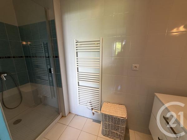 Maison à vendre  6 pièces - 189,85 m 2   ROYAN  - 17