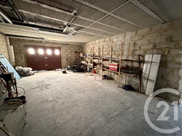 Maison à vendre  6 pièces - 189,85 m 2   ROYAN  - 17