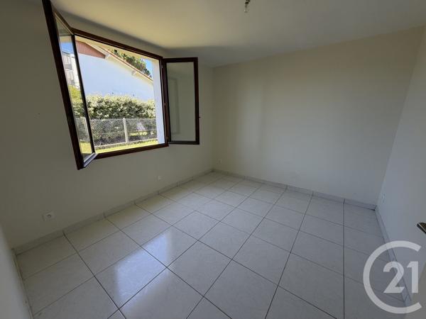 Maison à vendre  6 pièces - 189,85 m 2   ROYAN  - 17