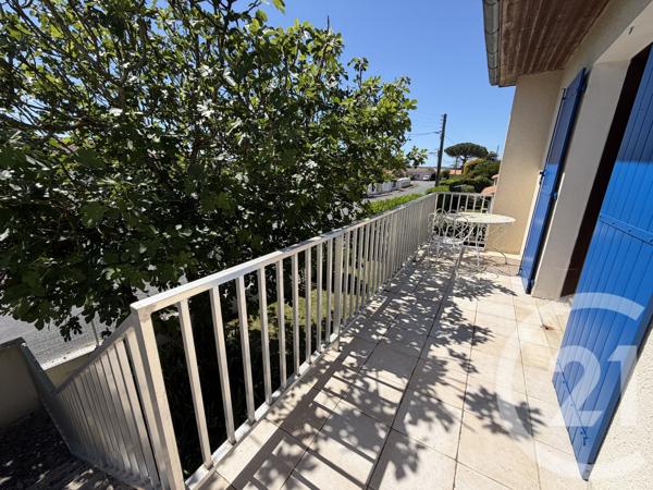 Maison à vendre  6 pièces - 189,85 m 2   ROYAN  - 17
