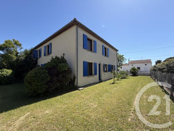 Maison à vendre  6 pièces - 189,85 m 2   ROYAN  - 17