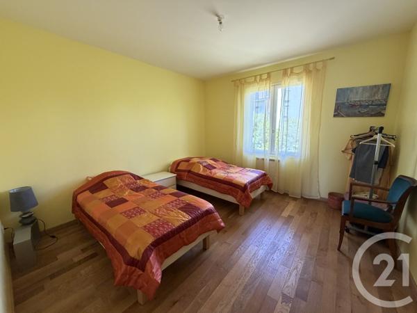 Maison à vendre  6 pièces - 189,85 m 2   ROYAN  - 17