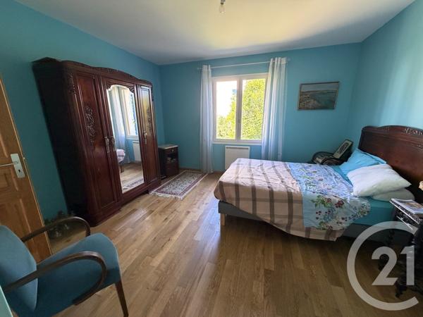 Maison à vendre  6 pièces - 189,85 m 2   ROYAN  - 17