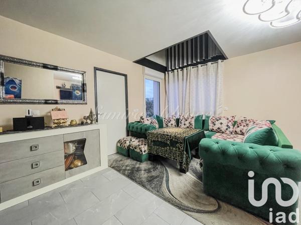 Duplex 5 pièces de 93 m² à Stains (93240)