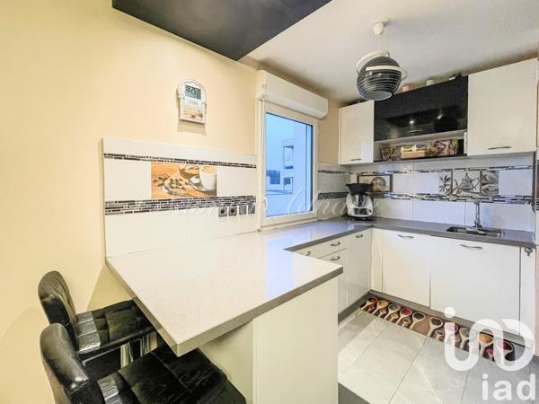 Duplex 5 pièces de 93 m² à Stains (93240)