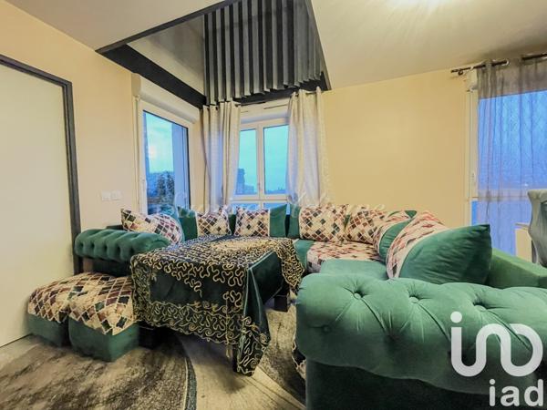 Duplex 5 pièces de 93 m² à Stains (93240)