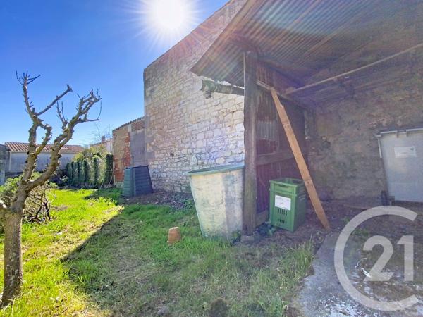 Maison à vendre  3 pièces - 88,64 m 2   ROCHEFORT  - 17