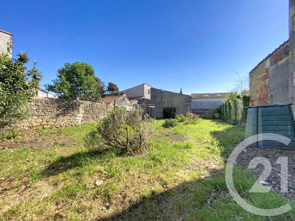 Maison à vendre  3 pièces - 88,64 m 2   ROCHEFORT  - 17