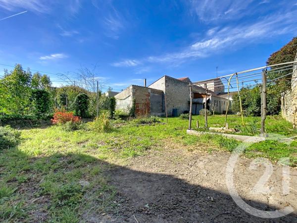 Maison à vendre  3 pièces - 88,64 m 2   ROCHEFORT  - 17