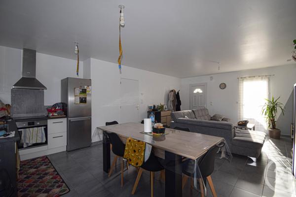 Maison à vendre  5 pièces - 79,12 m2 QUELAINES ST GAULT - 53