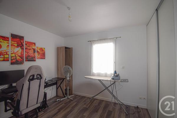 Maison à vendre  5 pièces - 79,12 m2 QUELAINES ST GAULT - 53