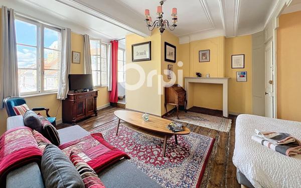 Maison à vendre    8 pièces •  Saint-Omer