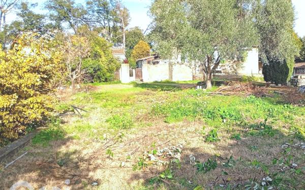 Terrain à vendre    Mougins