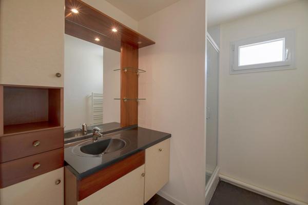NOYAL CHATILLON SUR SEICHE centre - Appartement Duplex 3 Chambres - terrasse - Garage - Exposition SUD