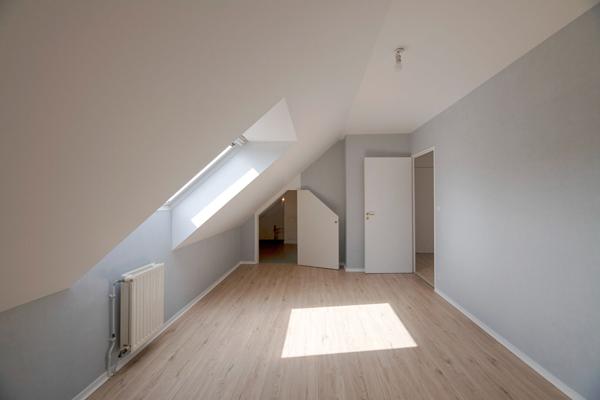 NOYAL CHATILLON SUR SEICHE centre - Appartement Duplex 3 Chambres - terrasse - Garage - Exposition SUD