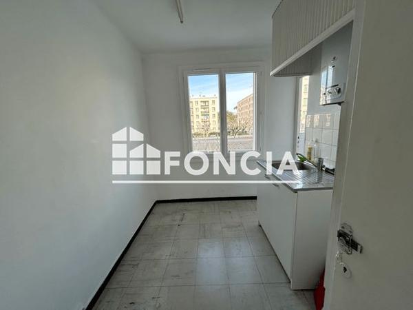 Location Appartement 3 pièces 61.8 m² - 11 RUE BEL OMBRE Marseille 13009