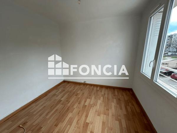 Location Appartement 3 pièces 61.8 m² - 11 RUE BEL OMBRE Marseille 13009