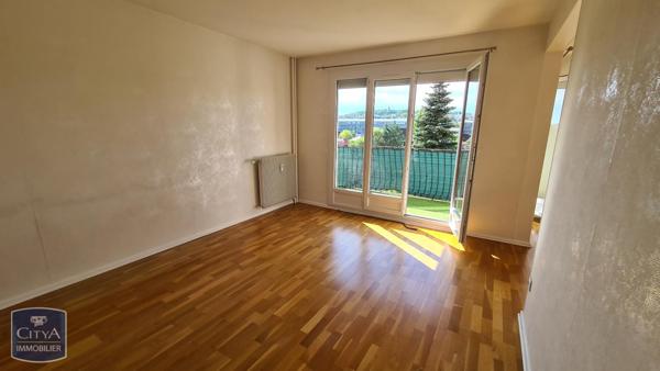 Appartement à louer 4 pièces 75.05m²