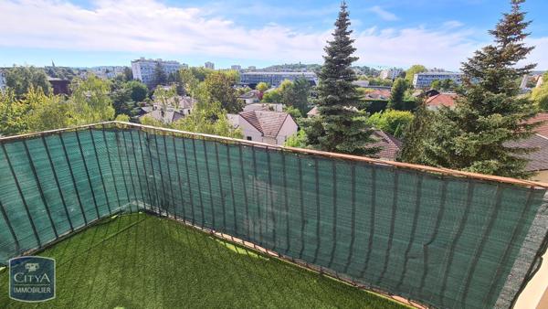 Appartement à louer 4 pièces 75.05m²