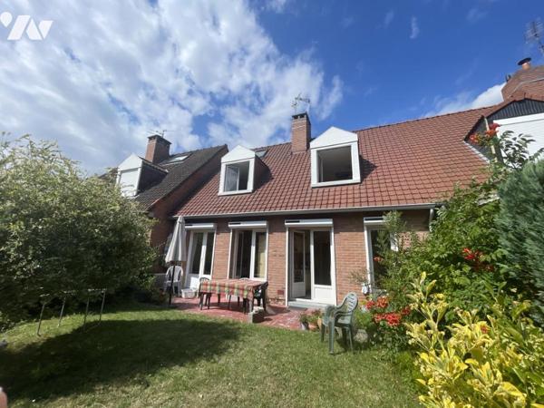 Maison de lotissement de 97 m2 4 chambres jardin garage