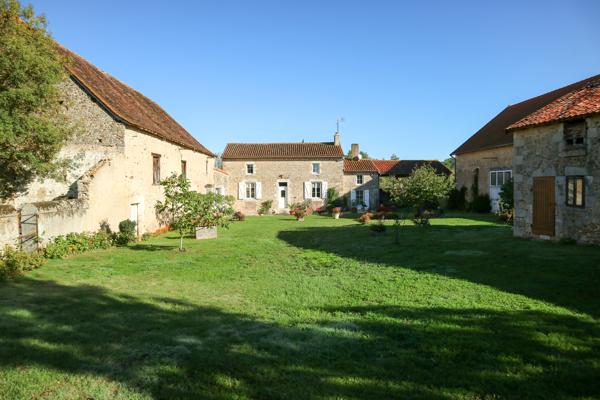 Maison à vendre à Montmorillon (86500) - Vienne