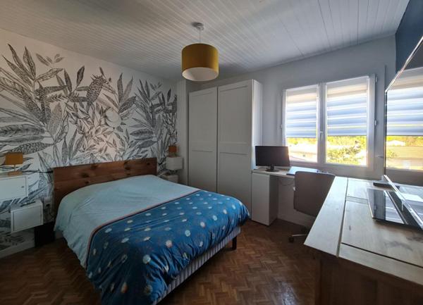 St Privat des Vieux - Maison rénovée avec piscine - calme en fond d'impasse