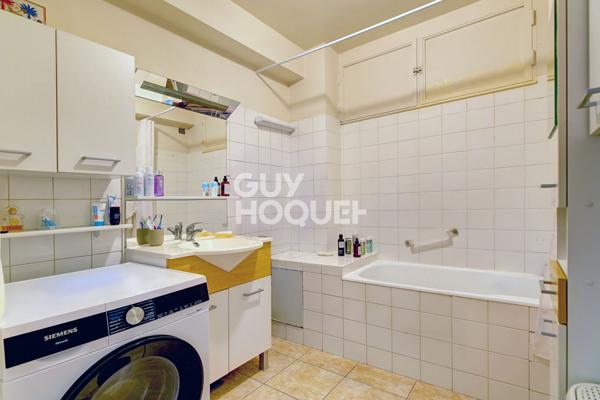 PARIS XVI, 2 CHAMBRES, PLACE RODIN, 75M2 AVEC TERRASSE DE 7.5M2
