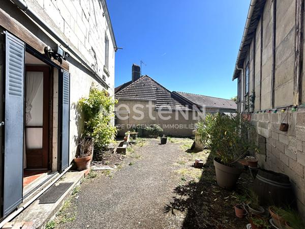 MAISON DE CARACTERE 3 CHAMBRES AVEC DEPENDANCES PROCHE COMMODITES VALENCAY (INDRE 36)