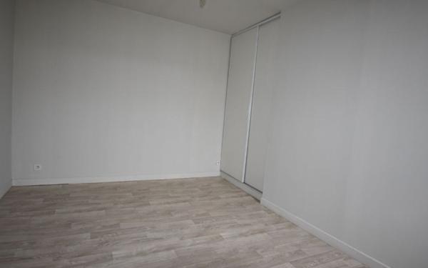 Appartement à louer    2 pièces • 50,40 m2 Calais