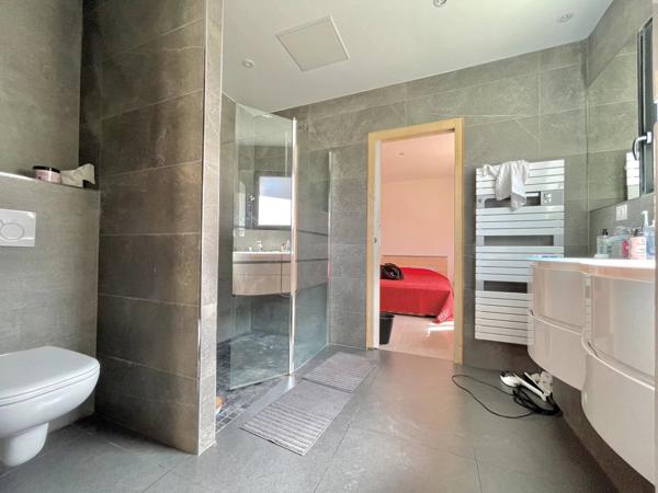 Vente Villa 7 pièces 202 m2 à Gignac