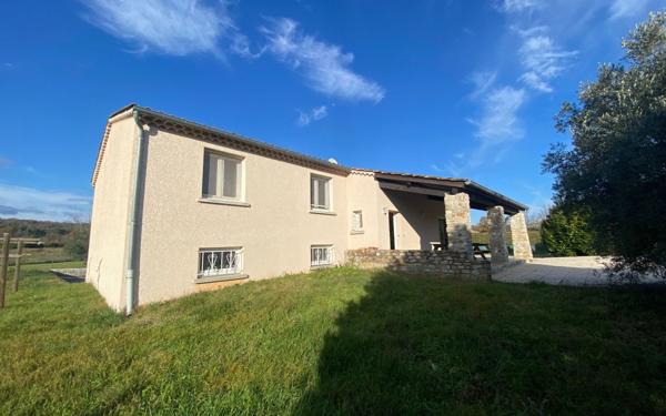 Maison à vendre    5 pièces •  Berrias-et-Casteljau