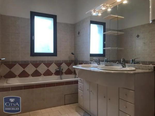Appartement à louer 2 pièces 35.48m² Bergerac (24100)