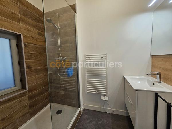 Location
                Appartement75,04 m² - 3 Pièces -
                    AGEN (47000)