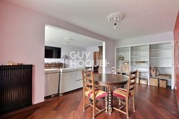 A VENDRE - Spacieux T3 transformable en T4 de 96 m² avec balcon, garage, parking et cave, Lyon 8ème (69008)