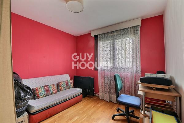 A VENDRE - Spacieux T3 transformable en T4 de 96 m² avec balcon, garage, parking et cave, Lyon 8ème (69008)