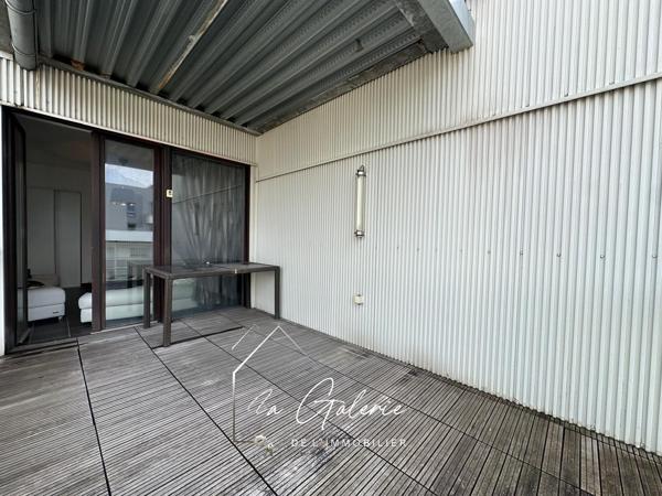 APPARTEMENT T4 CASERNE DE BONNE AVEC EXTERIEURS