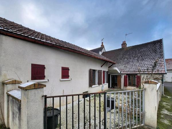 Maison de ville évolutive avec suite parentale, caves et étage aménageable à Dun-sur-Auron