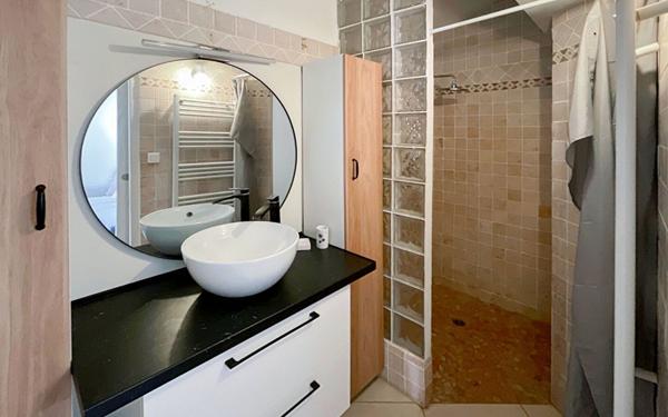 Appartement à louer    2 pièces •  Gémenos