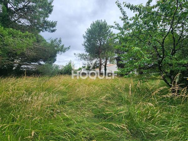 Terrain à vendre  de 1000 m2 centre bourg Dolus d'Oléron avec Permis de construire déjà validé