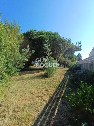 Terrain à vendre  de 1000 m2 centre bourg Dolus d'Oléron avec Permis de construire déjà validé